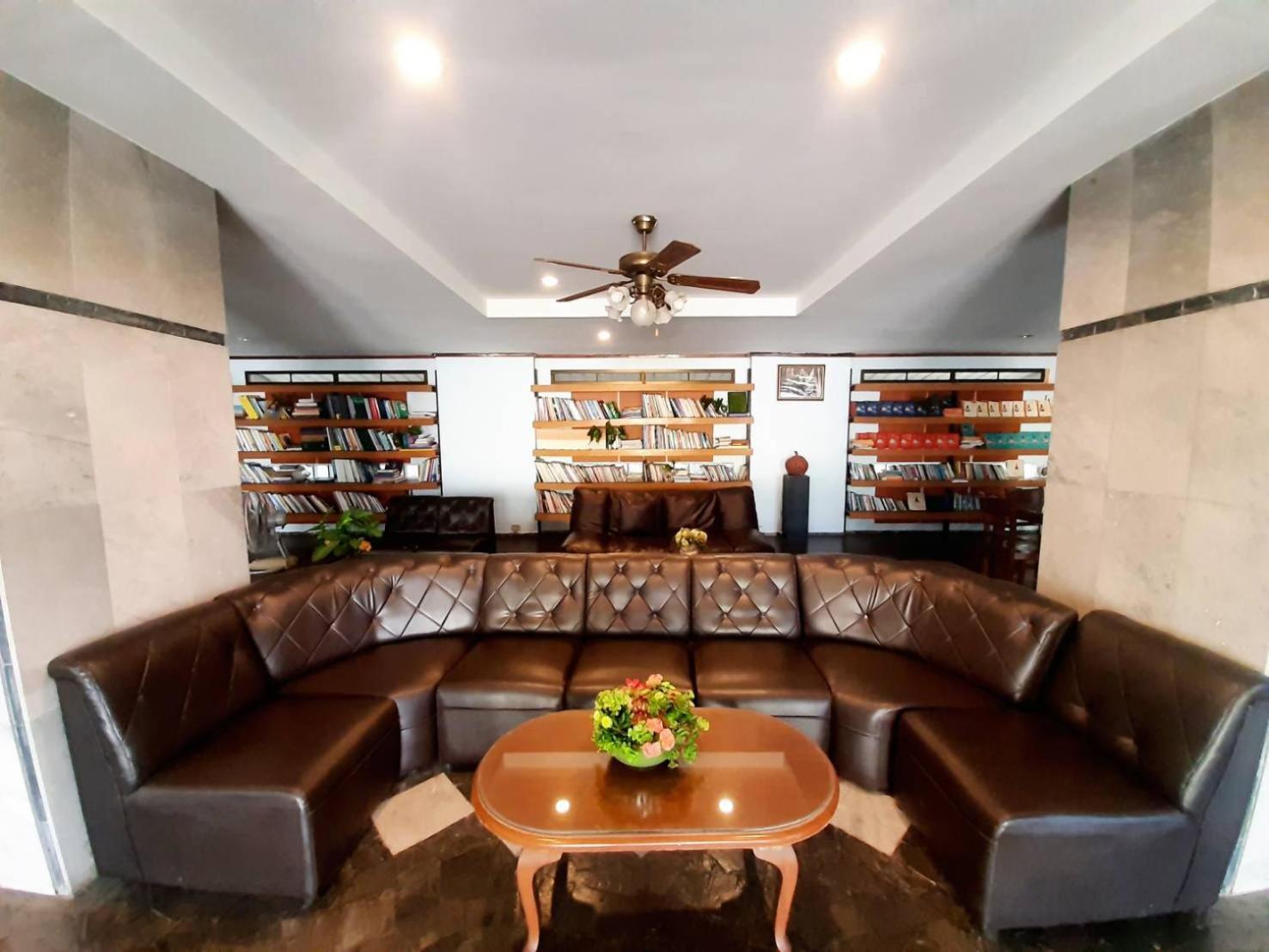โรงแรมสยามบูทีค บุรีรัมย์ Eksteriør billede